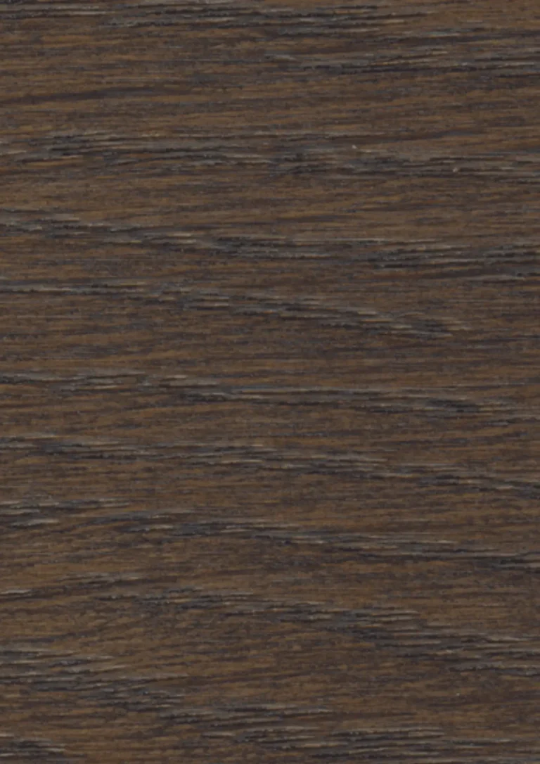 Бронзовый дуб